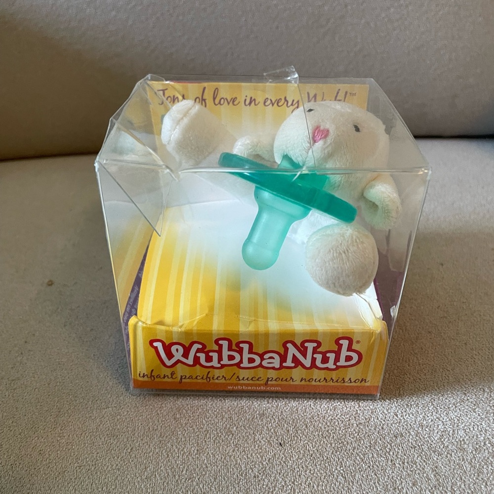 Wubbanub Lamb Pacifier - Picture 2 of 7